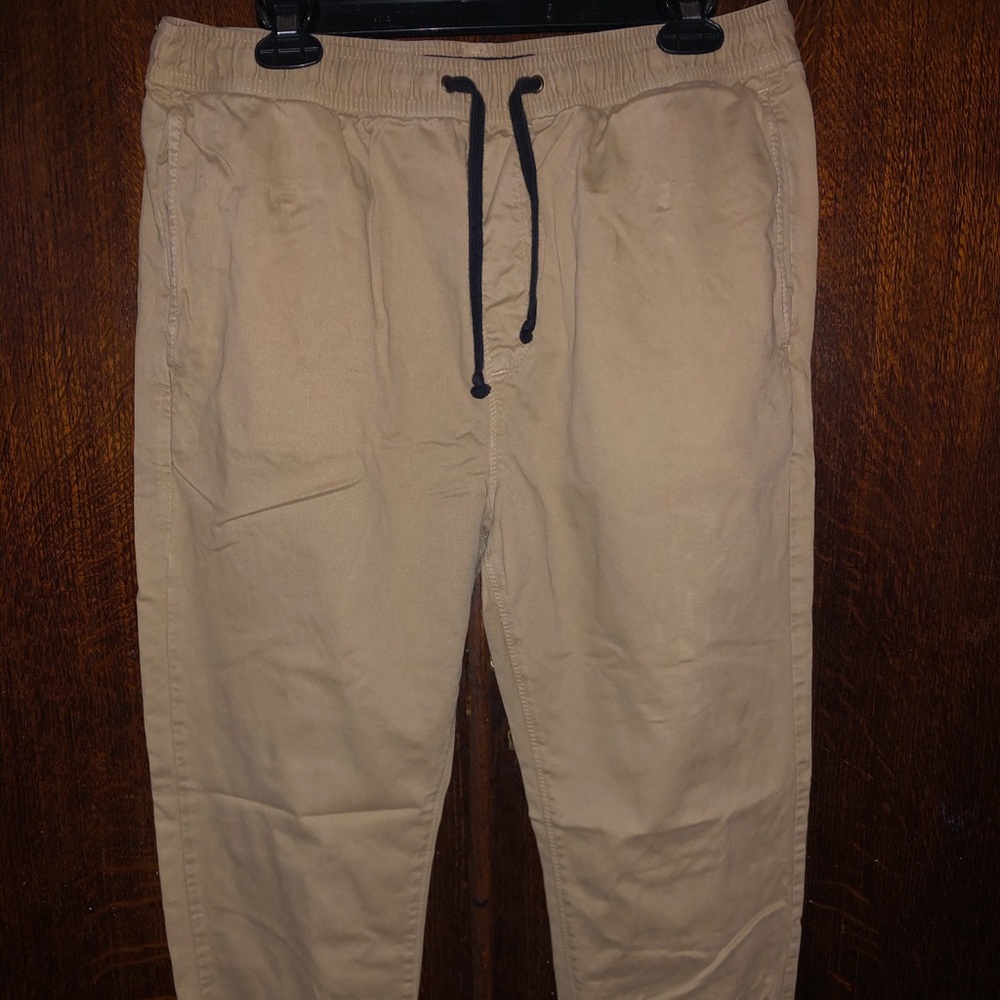 American Eagle joggers